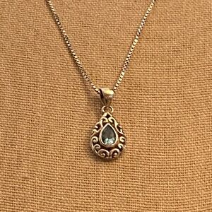 Beautiful topaz scrollwork pendant 925 sterling silver necklace